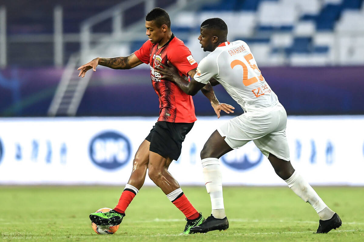 包含转折点广州队复出首秀；国王杯转会期攻防权衡；信心回归；纪律约束更严格的词条-九游体育APP