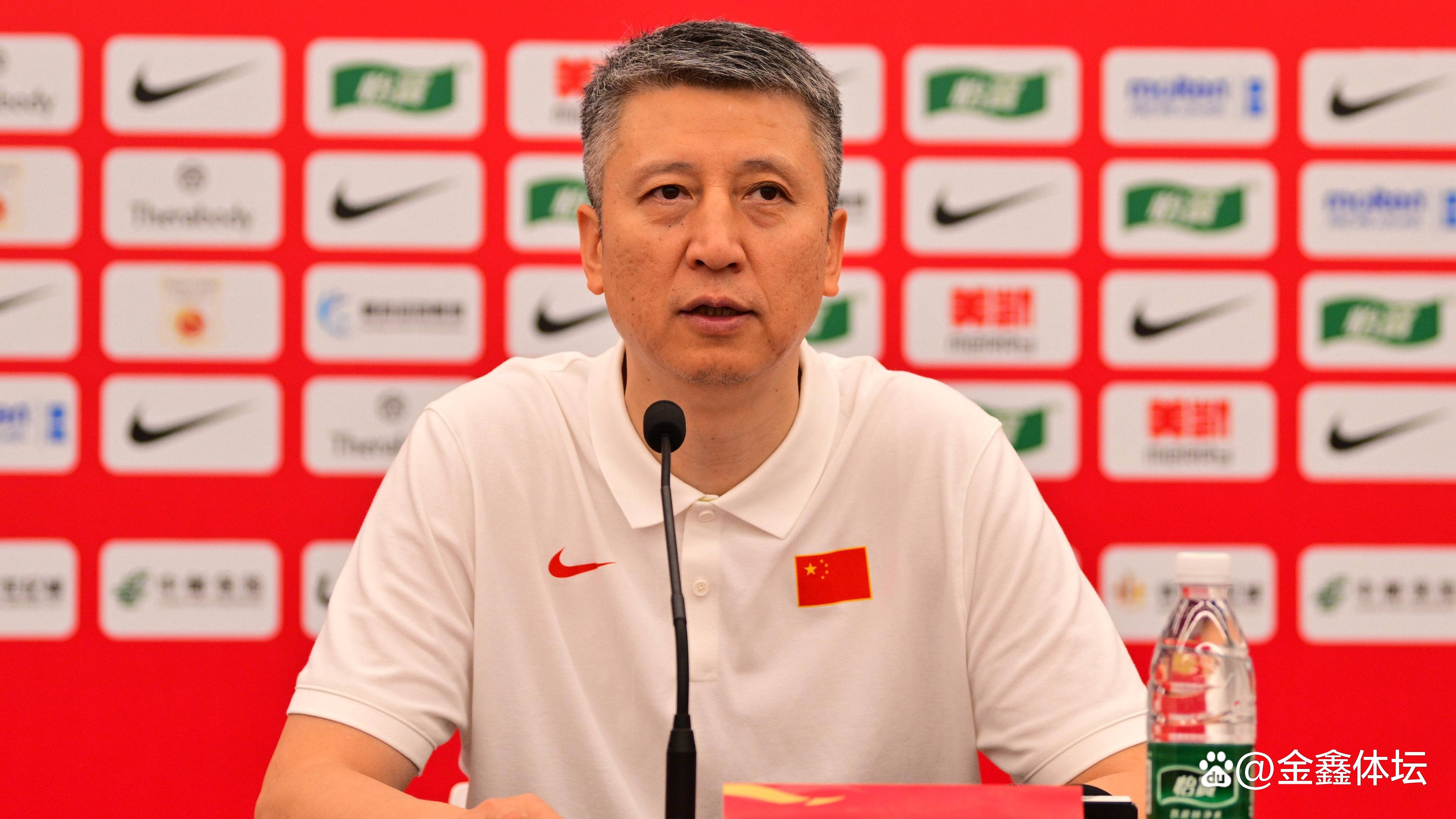 深圳男篮训练开放日，窗口期内部沟通引欢呼，CBA常规赛在即，团队化学反应显著的简单介绍-九游体育官网